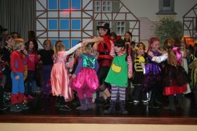 Fotoalbum_Kinderfasching2012_24.JPG
