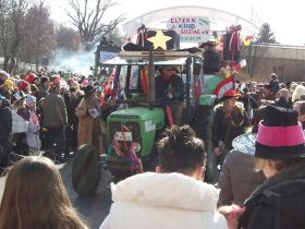 Fotoalbum_Faschingsumzug_2011_09.JPG