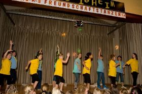 2011-11_20_DS-Freundschaftstanzen_DancingKids2.jpg