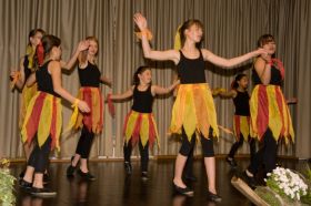 08_Dancing-Kids.jpg
