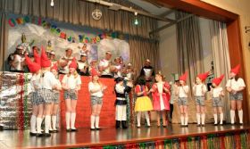 2015-02_DWK_SchneewittchenMix_Rosenmontag_5.JPG